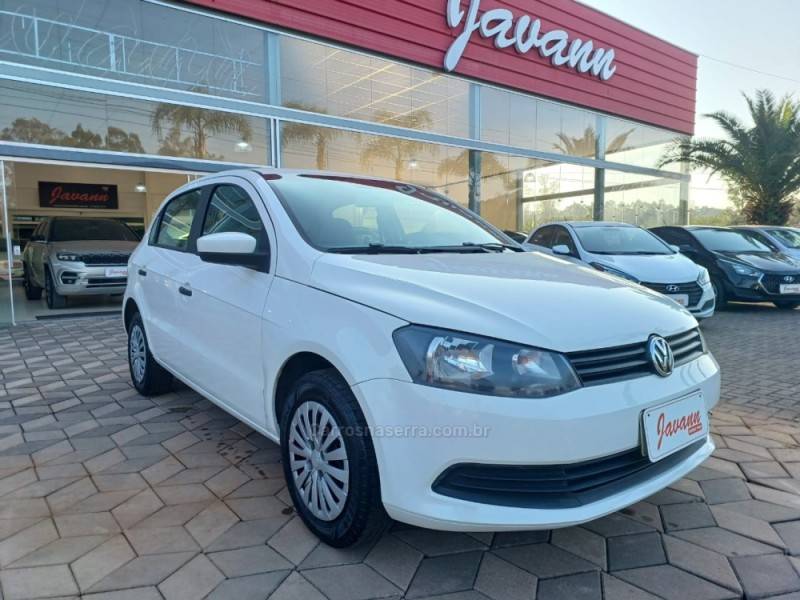 VOLKSWAGEN - GOL - 2013/2014 - Branca - R$ 39.900,00