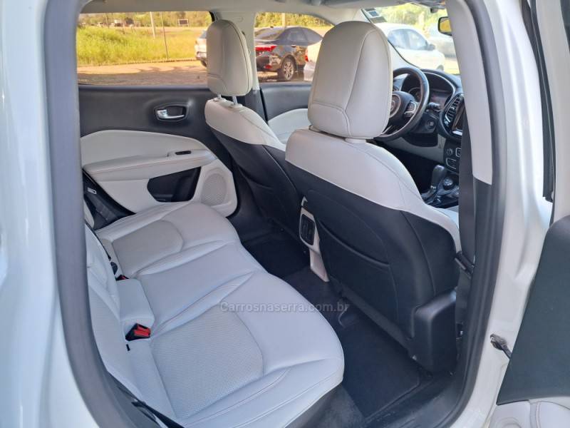 JEEP - COMPASS - 2017/2018 - Branca - R$ 115.900,00