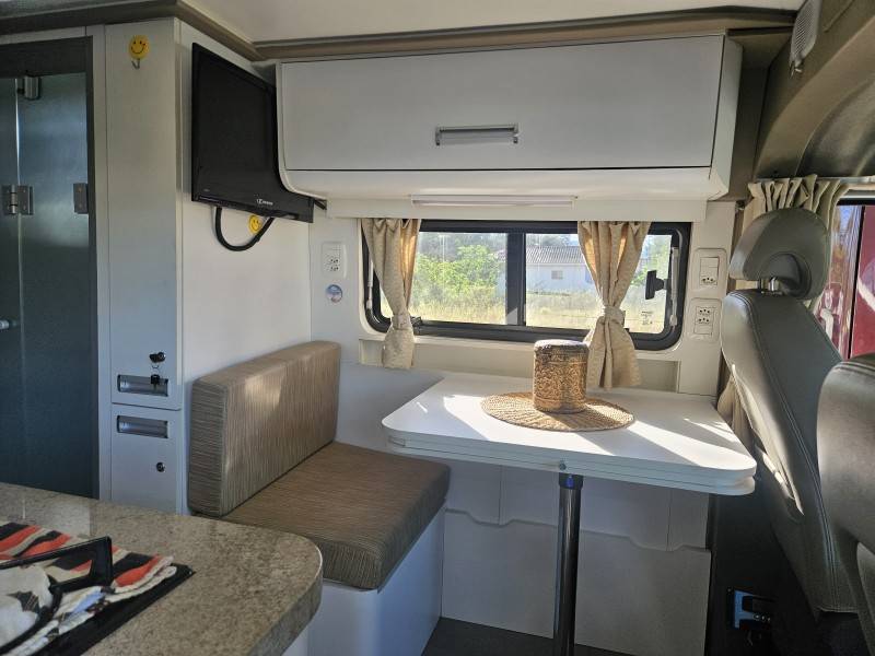 RENAULT - MASTER - 2015/2015 - Branca - R$ 329.900,00