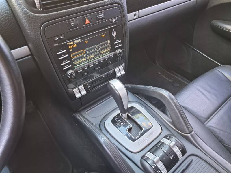PORSCHE - CAYENNE - 2009/2009 - Prata - R$ 84.900,00