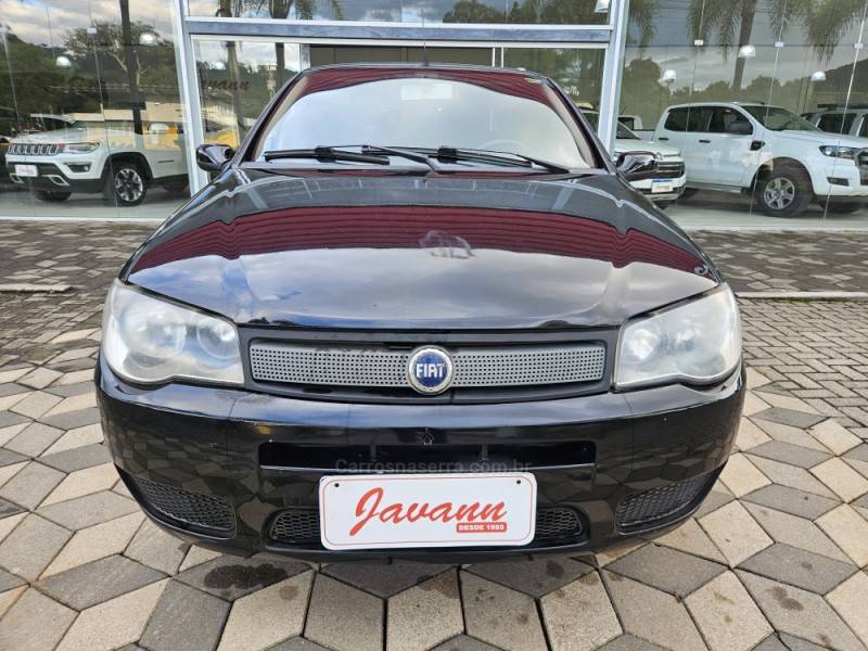 FIAT - PALIO - 2008/2008 - Preta - R$ 21.900,00