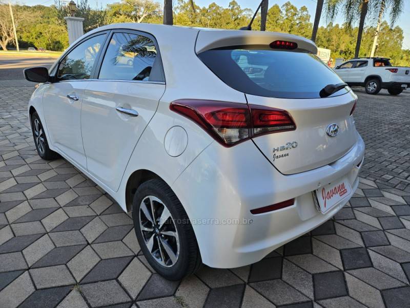 HYUNDAI - HB20 - 2019/2019 - Branca - R$ 75.900,00
