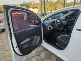CHEVROLET - ONIX - 2015/2015 - Branca - R$ 45.900,00