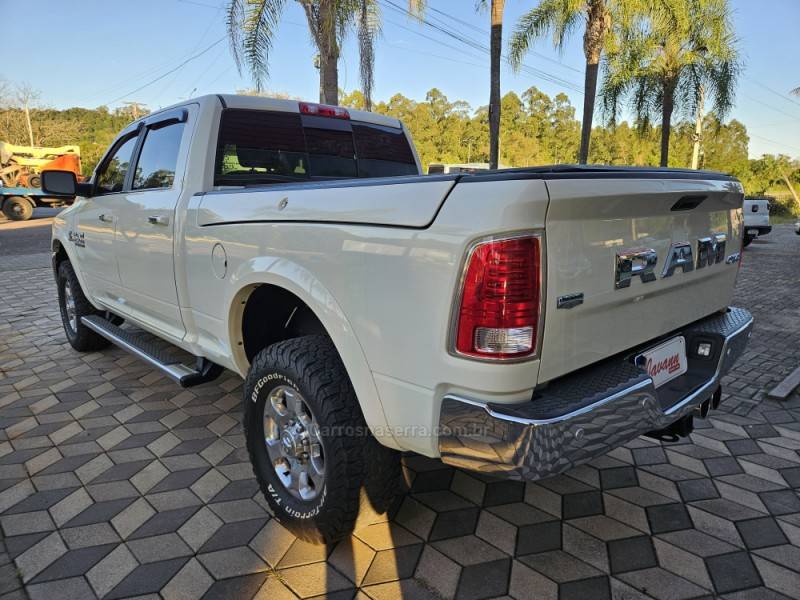RAM - 2500 LARAMIE - 2018/2018 - Branca - R$ 279.900,00