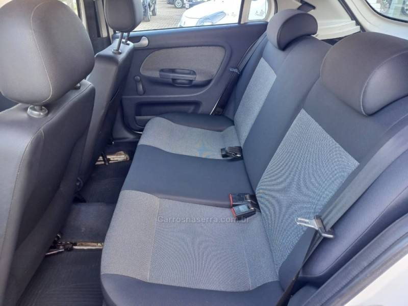 VOLKSWAGEN - GOL - 2013/2014 - Branca - R$ 39.900,00