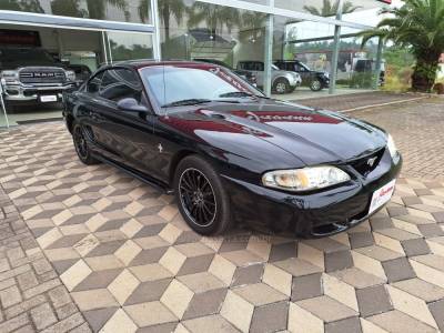 FORD - MUSTANG - 1994/1995 - Preta - R$ 69.900,00