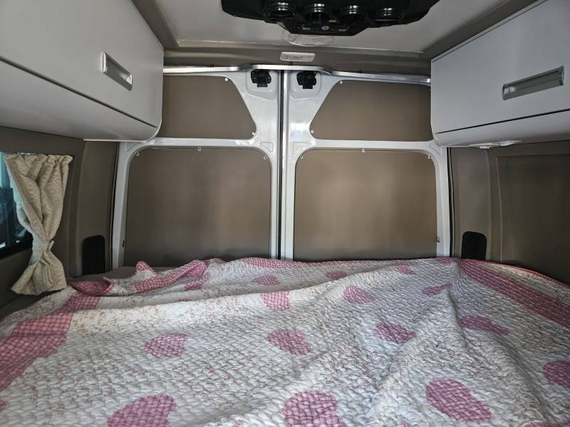 RENAULT - MASTER - 2015/2015 - Branca - R$ 329.900,00