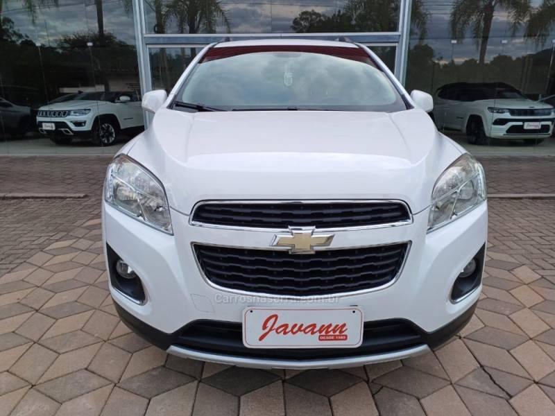 CHEVROLET - TRACKER - 2014/2014 - Branca - R$ 69.900,00