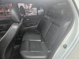 VOLKSWAGEN - FOX - 2012/2012 - Branca - R$ 37.900,00