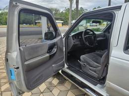 FORD - RANGER - 2008/2008 - Prata - R$ 64.900,00