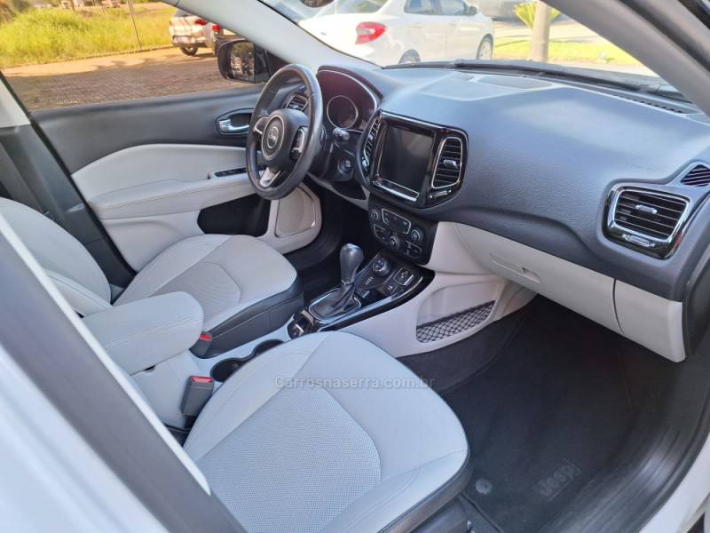 JEEP - COMPASS - 2017/2018 - Branca - R$ 115.900,00