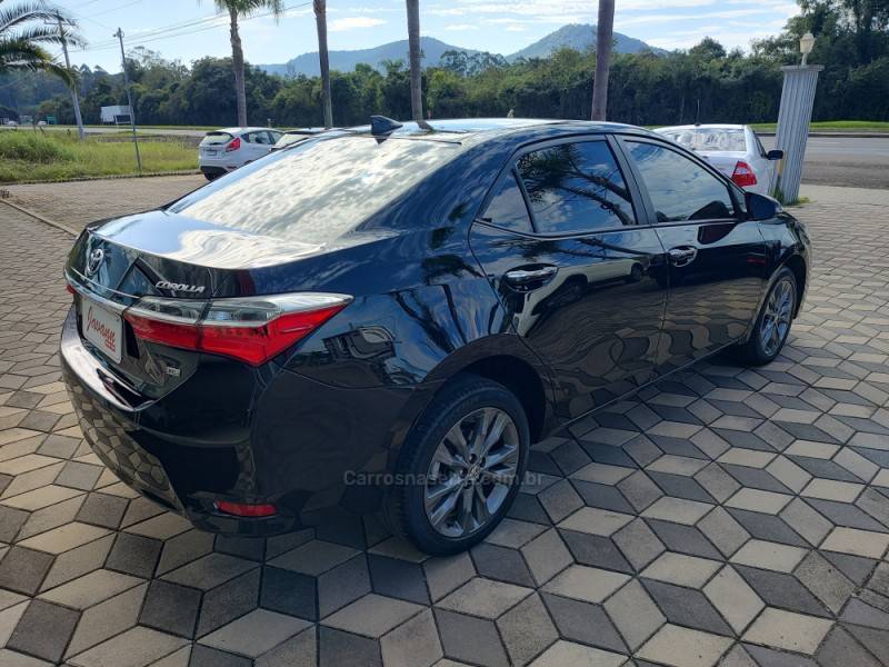 TOYOTA - COROLLA - 2019/2019 - Preta - R$ 105.900,00