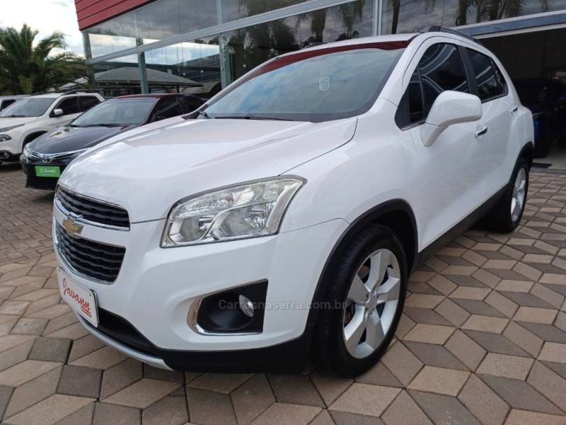 CHEVROLET - TRACKER - 2014/2014 - Branca - R$ 69.900,00