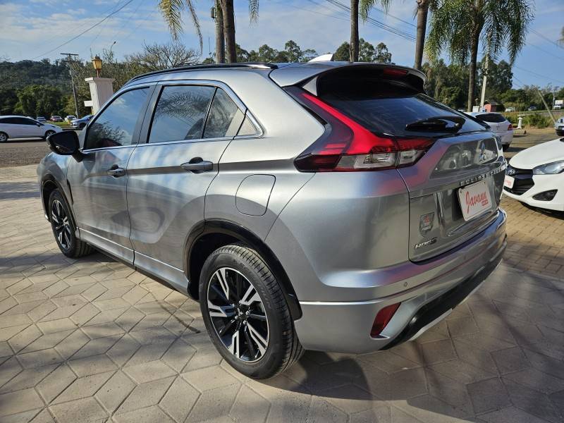 MITSUBISHI - ECLIPSE CROSS - 2025/2025 - Prata - Sob Consulta