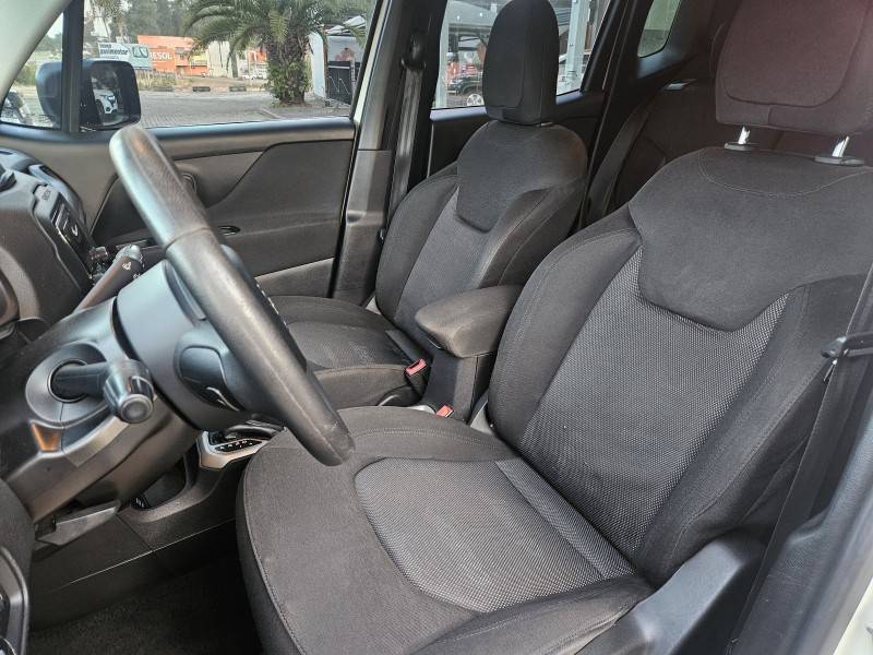 JEEP - RENEGADE - 2016/2016 - Branca - R$ 82.900,00