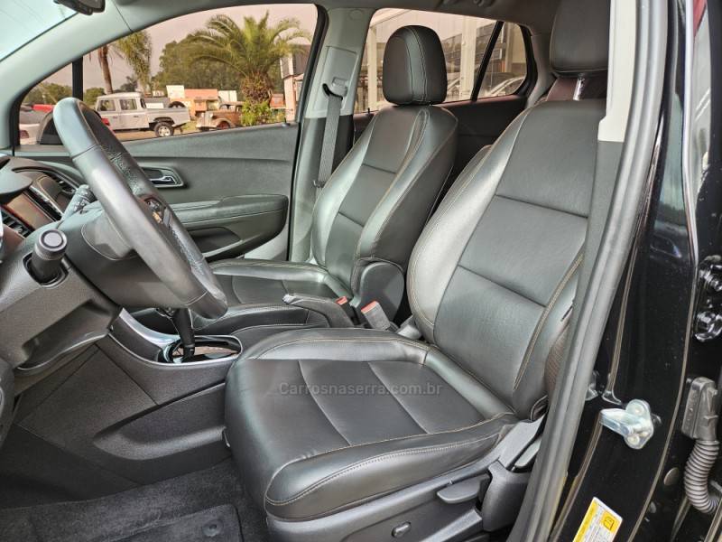 CHEVROLET - TRACKER - 2018/2018 - Preta - Sob Consulta