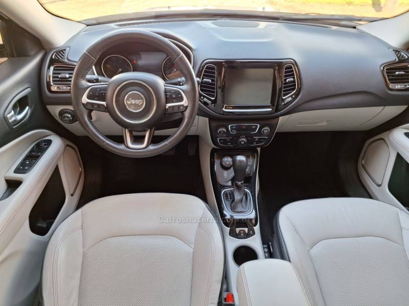 JEEP - COMPASS - 2017/2018 - Branca - R$ 115.900,00