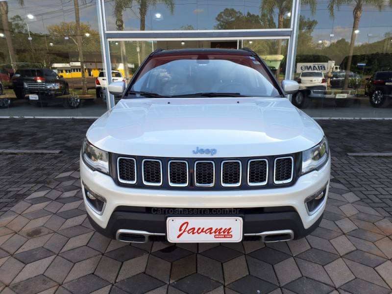 JEEP - COMPASS - 2017/2018 - Branca - R$ 115.900,00