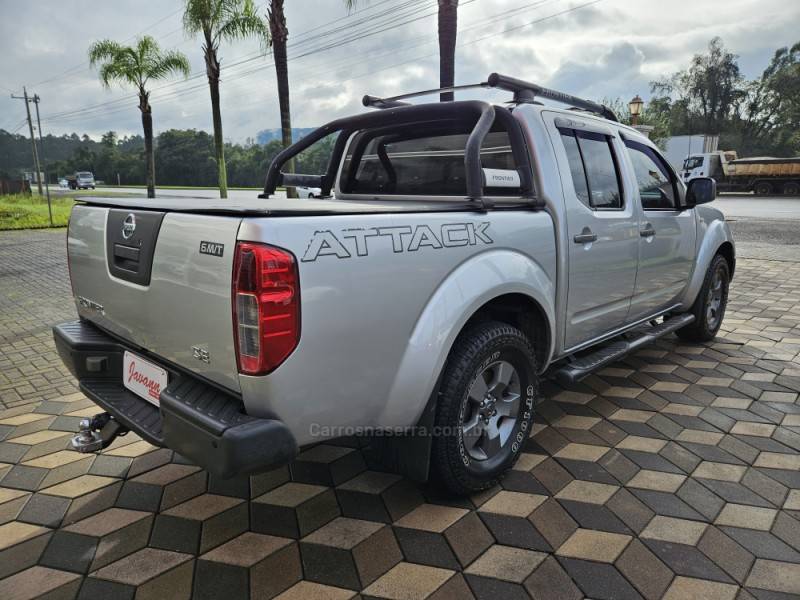 NISSAN - FRONTIER - 2012/2012 - Prata - R$ 85.900,00
