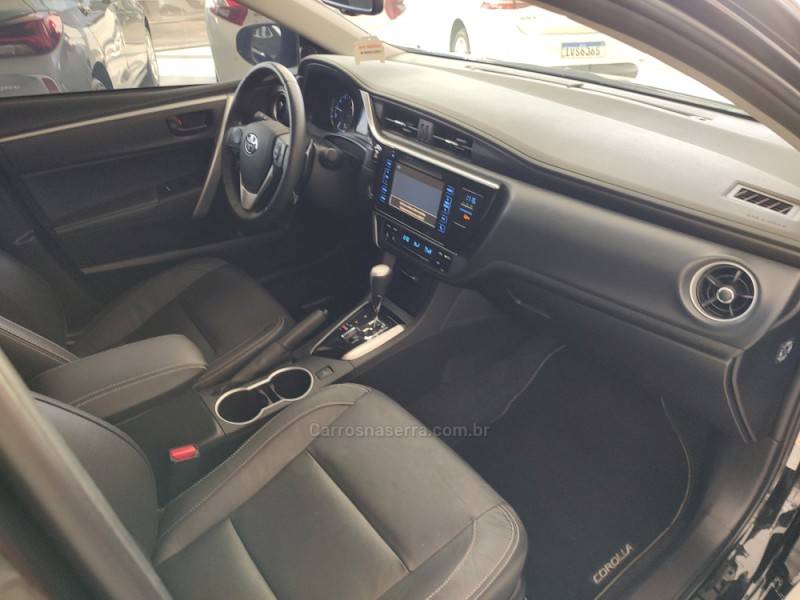 TOYOTA - COROLLA - 2019/2019 - Preta - R$ 105.900,00