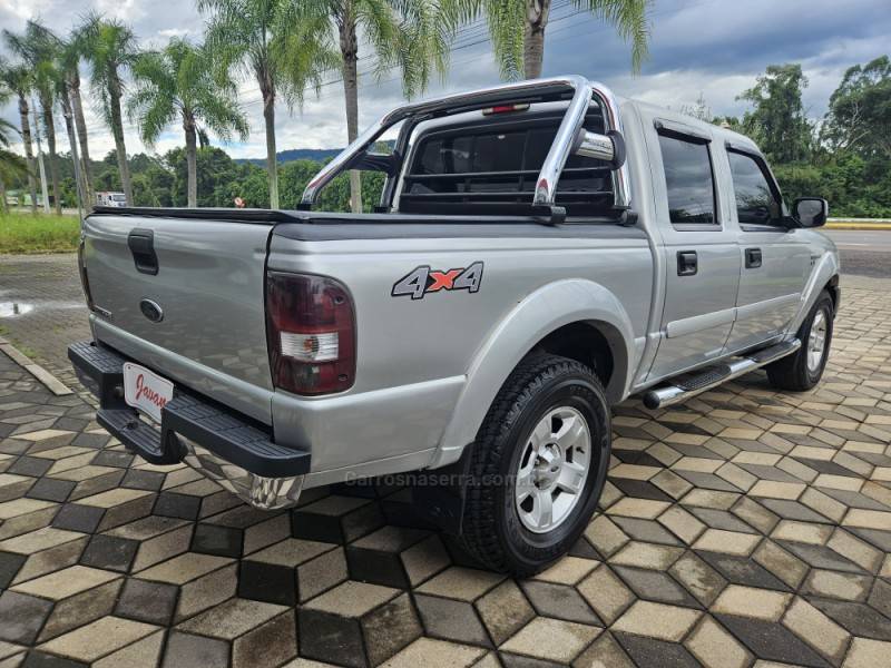 FORD - RANGER - 2008/2008 - Prata - R$ 64.900,00
