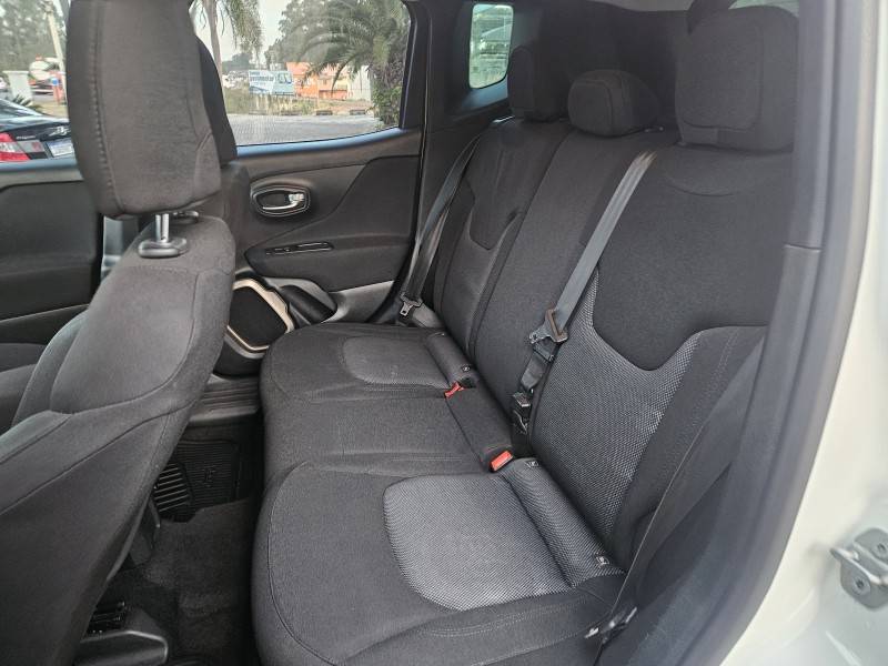 JEEP - RENEGADE - 2016/2016 - Branca - R$ 82.900,00