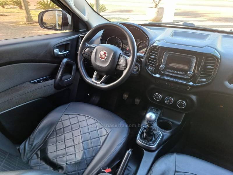 FIAT - TORO - 2016/2017 - Branca - R$ 89.900,00