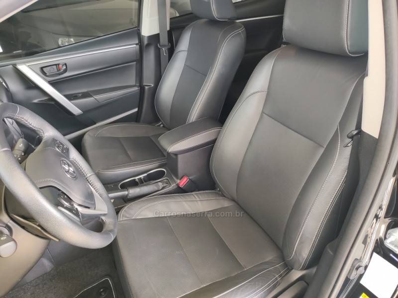 TOYOTA - COROLLA - 2019/2019 - Preta - R$ 105.900,00